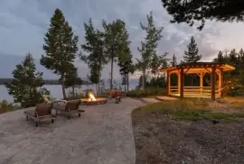 Stunning Lakeshore Property – Charlotte Lake, BC