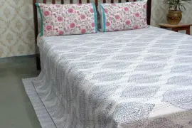 Buy Kantha Quilt Queen Size at Roopantaran