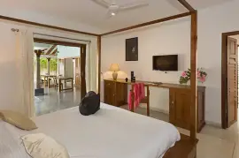 Beach House with Swimming Pool in Pondicherry