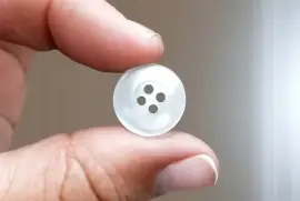 4 Hole button exporter in India