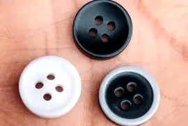 22 line button manufacturers in India