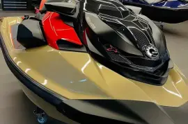 Yamaha WaveRunner FX Cruiser SVHO Jetski