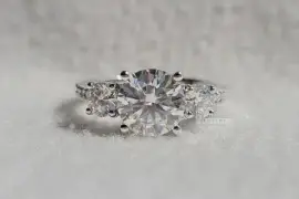 Shop Lab Grown Diamond Engagement Rings—Everlasting Love