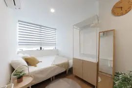 Fully Furnished Serviced Studio Apartment At Aljunied Mrt (Shared Toilet)