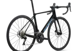 2025 Giant TCR Advanced 2 KOM Road Bike (GUN2BIKESHOP)