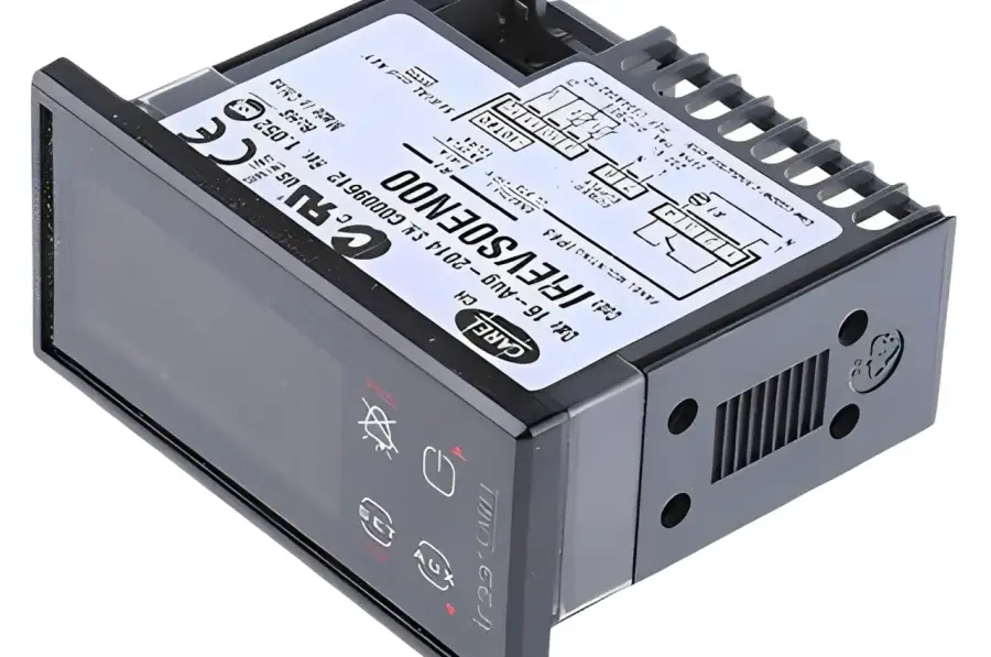 Buy Carel IREVS0EN00 IR33+ On/Off Temperature Controller | Precision Therma