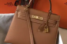Hermes Kelly Bag – Timeless Elegance, Now Accessible