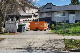 8-Yard Dumpster in Vancouver – Perfect for Construction & Renovation