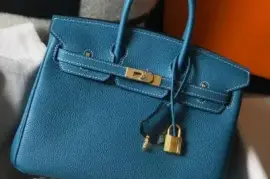 Hermès Handcrafted Handbags Heritage of Elegance and Artistry