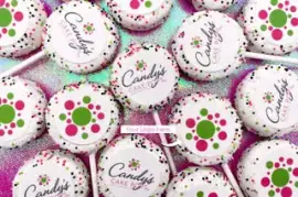 Candy's Cake Pops offers a wide range of personalized cake pops 