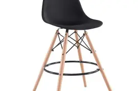 Trendy Stool Chairs for Compact and Spacious Areas